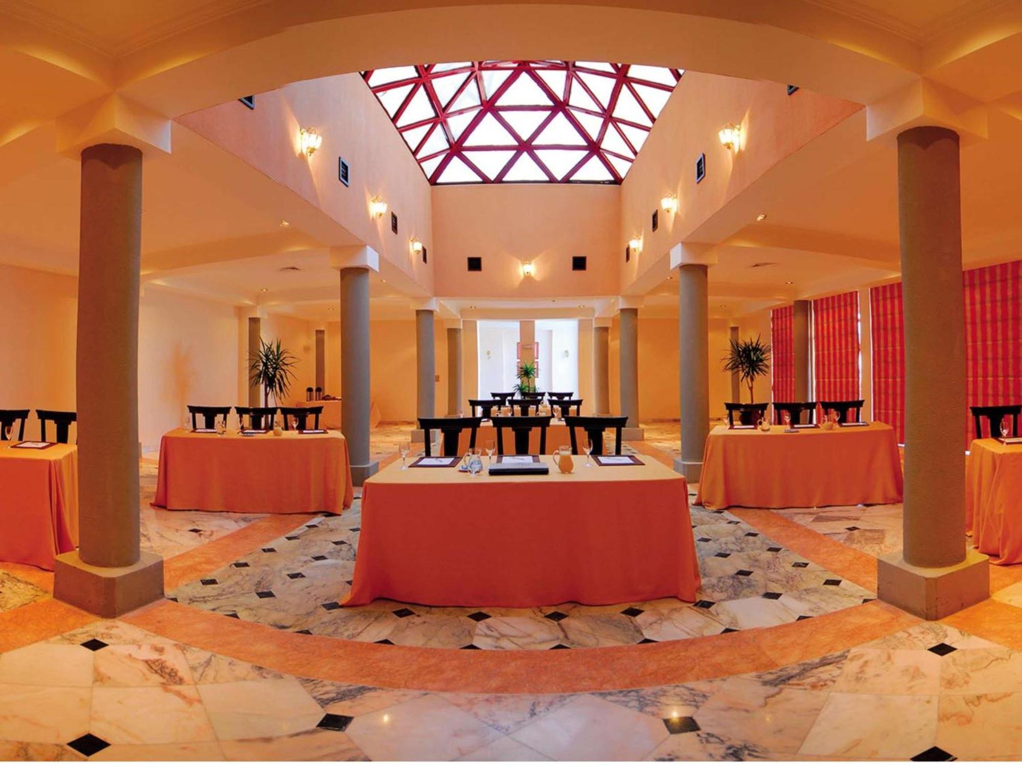 Grand Mercure Petra Вади Муса Экстерьер фото